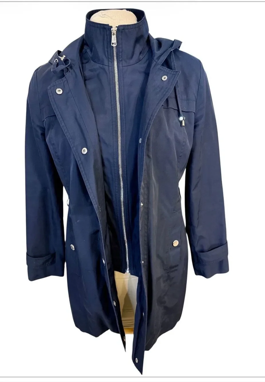 London Fog Hooded Belted Zip Front Raincoat Navy Blue Sz. Small Classic